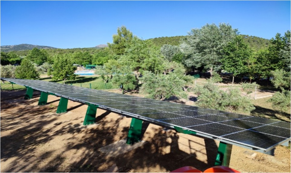 Imagen El Camping Mariola da un paso más hacia la sostenibilidad con la instalación de placas solares
